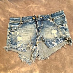 Jean Shorts Size: 3
